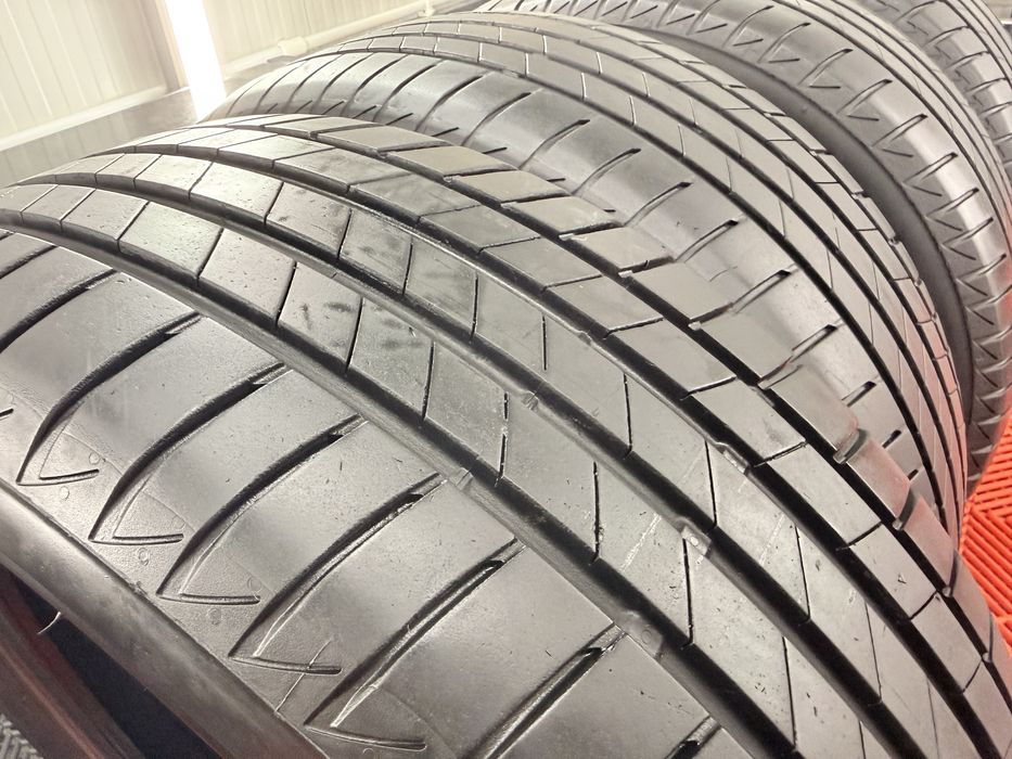 Bridgestone 205/55/16 2023