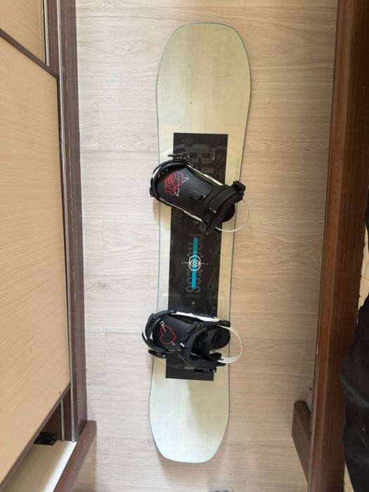 Сноуборд + ботинки