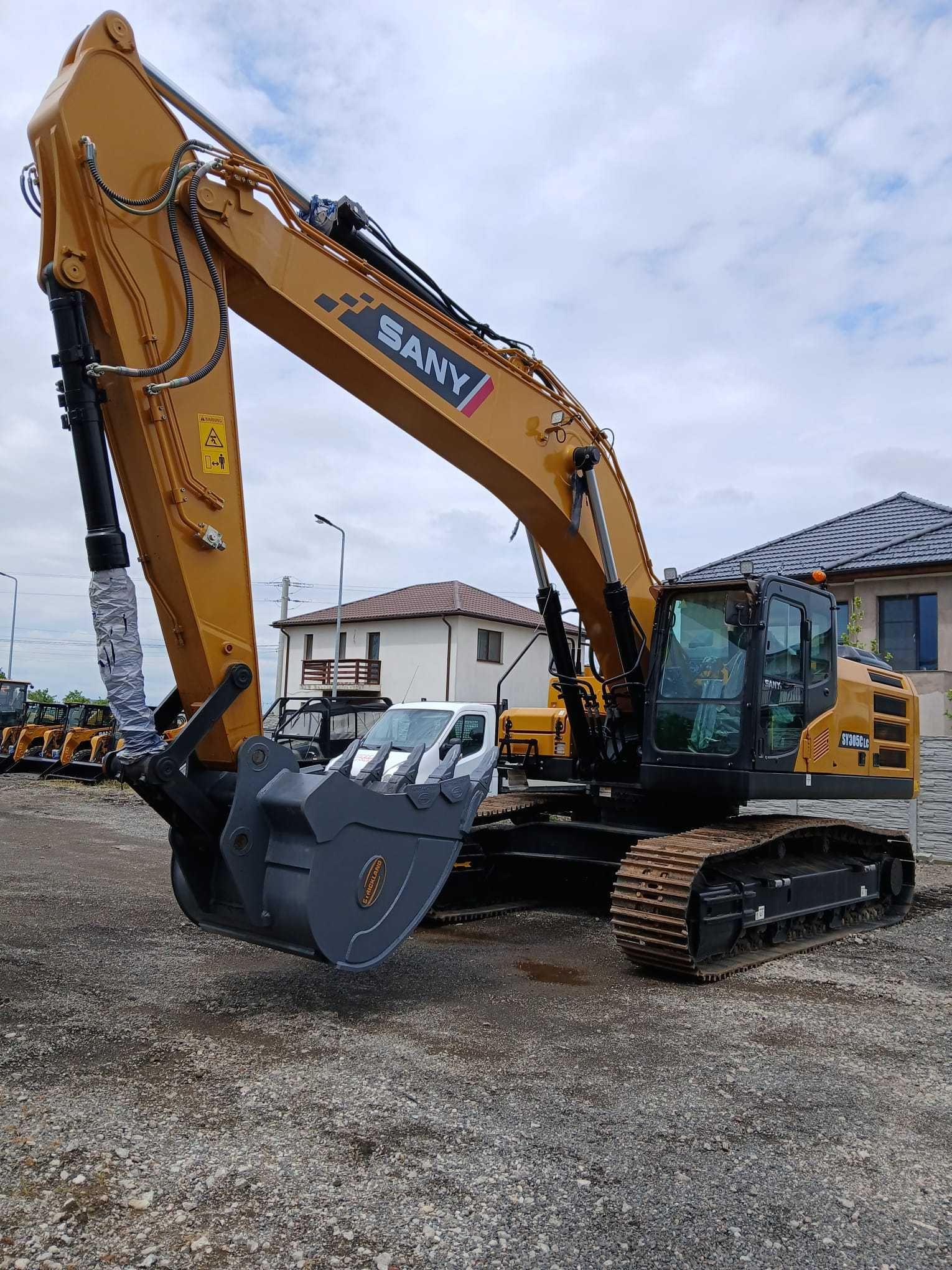 Excavator SY305C