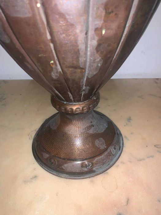 Suport de umbrele sub forma de cupa din cupru