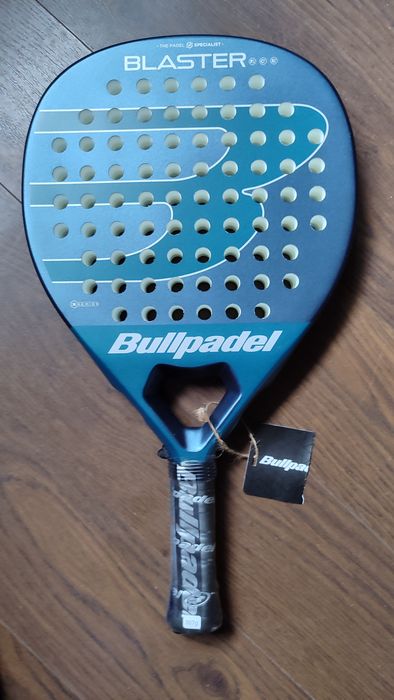 Palete padel BULLPADEL