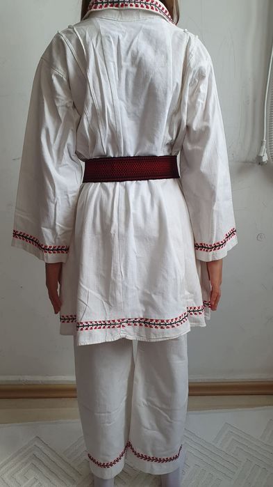 Costum popular copii (baiat) camasa cu pantalon, vesta