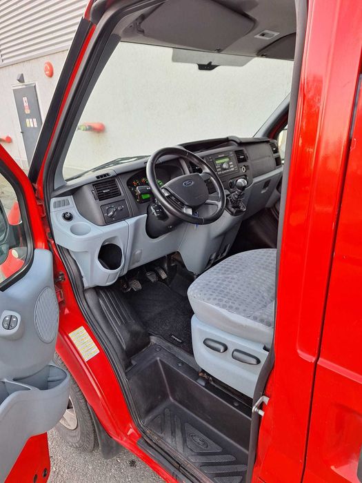 Ford    Transit 2012