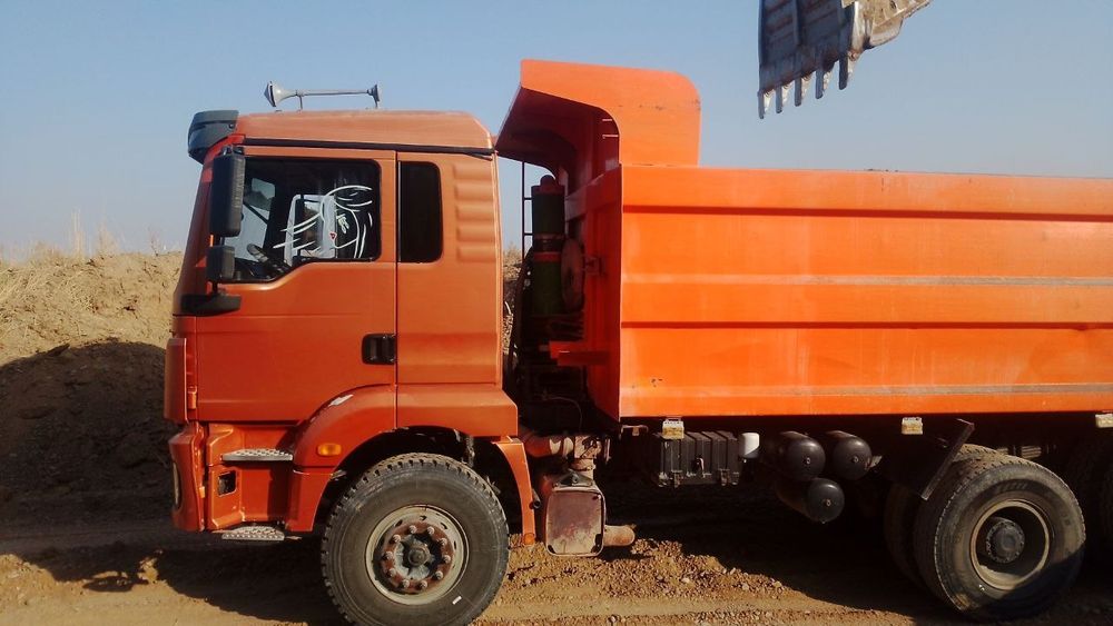 Shakman sotiladi srochni xolati yaxshi