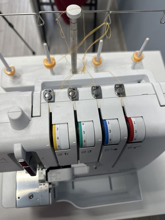 Срочно продается Оверлок сатылады