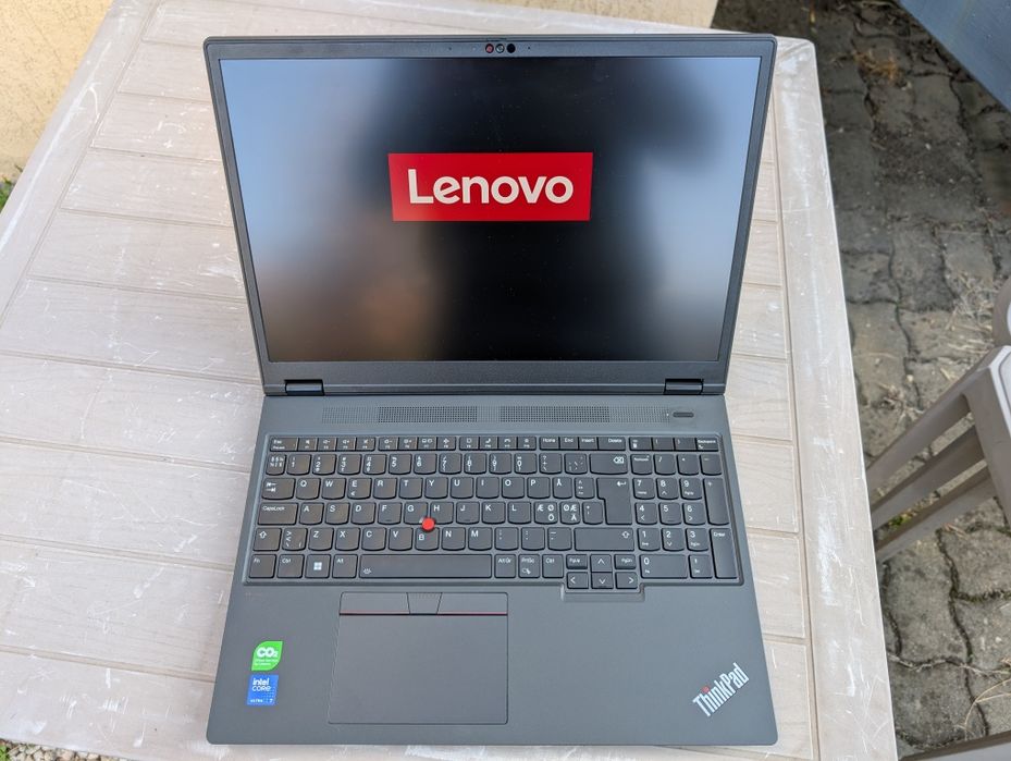 ThinkPad P16v Gen 2 Core Ultra 155H RTX 1000 32GB RAM
