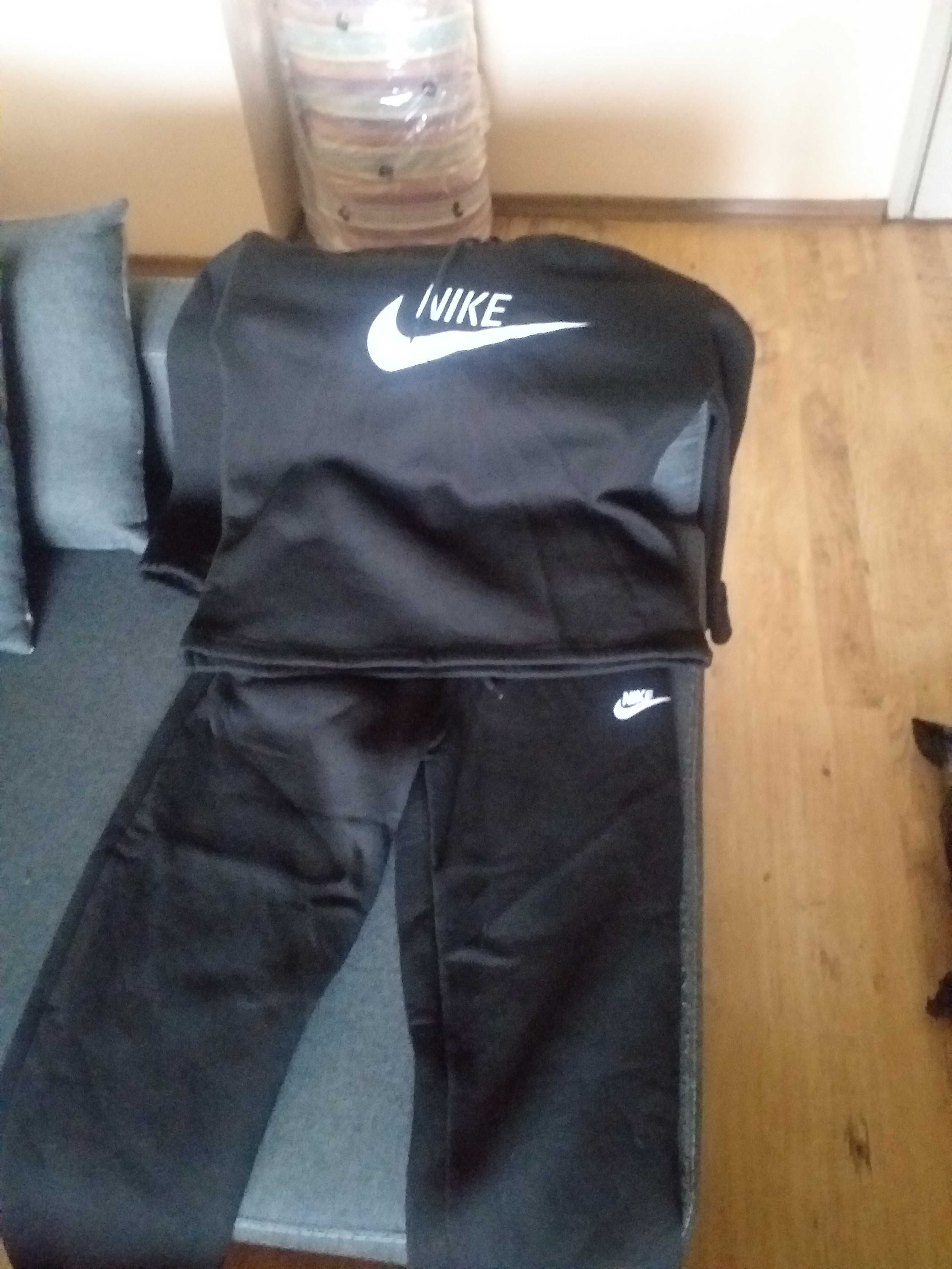 Nike спортен екип