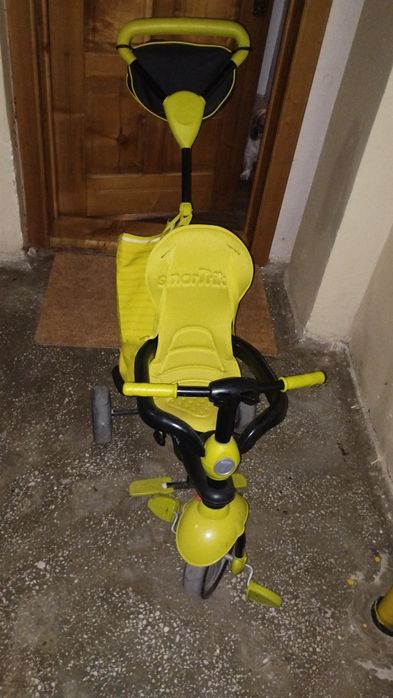 Vând tricicleta copii