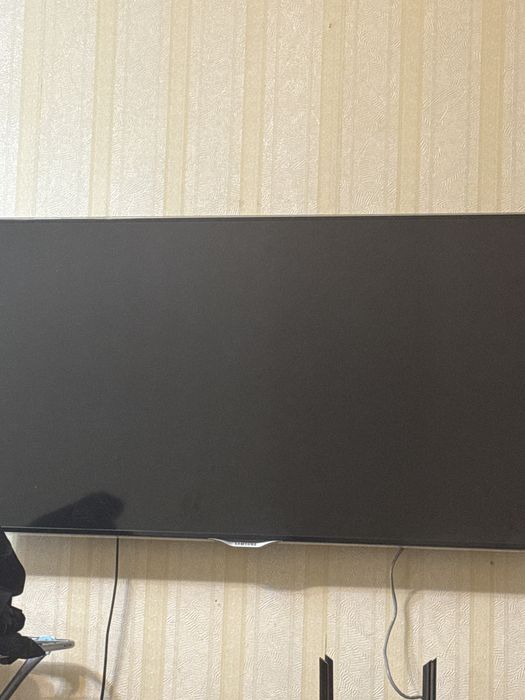 Продам  телевизор  на запчасти