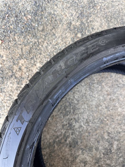 Зимна гума 1 бр 255/35/20