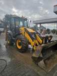 Buldoexcavator 4CX 12 mi de ore