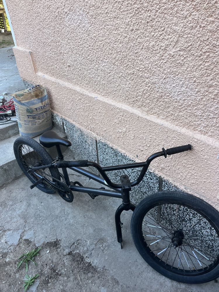 Колело BMX BTWIN за трикове.