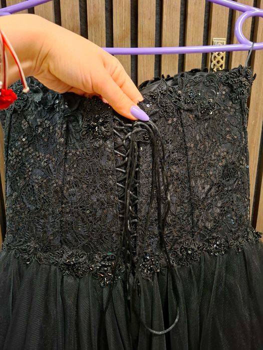 Бална рокля дълга в черен цвят