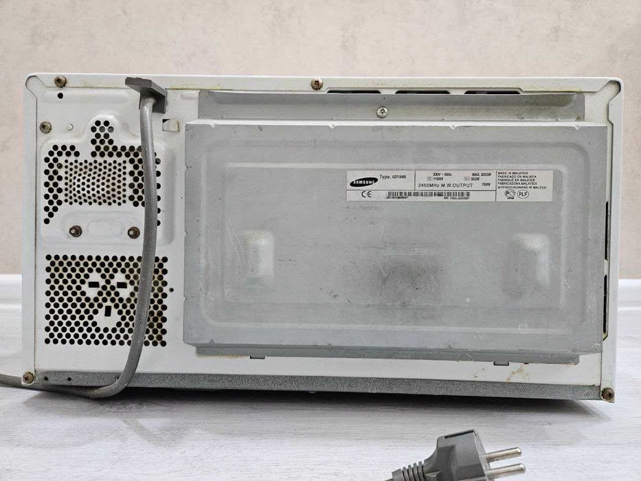 Микроволновая печь SAMSUNG (б/у)