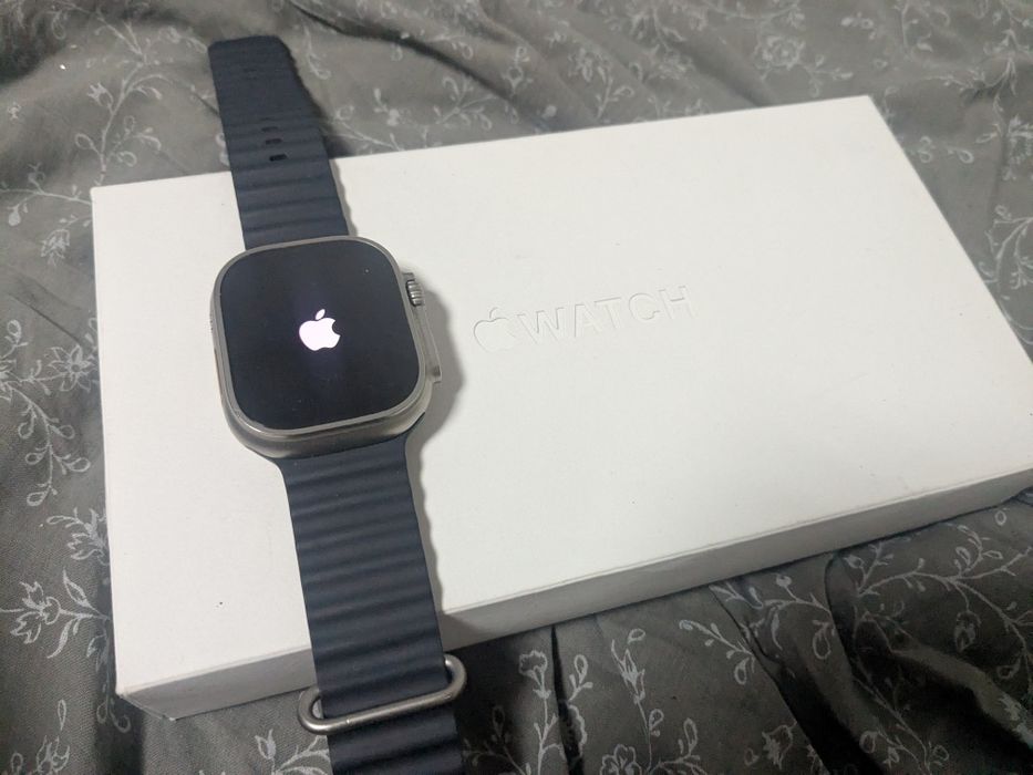 Apple watch ultra 49mm titanium case midnight ocean band
