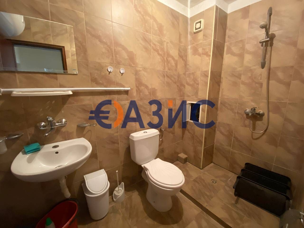 Голям 4-стаен апартамент без такса поддръжка, Слънчев Бряг, България,