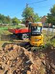 Excavator de inchiriat.    Lucrări cu utilaje,transport basculabil 7.5