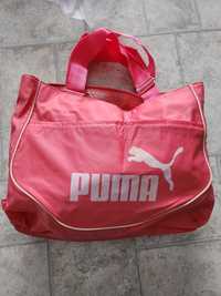 Vand geanta faș Puma