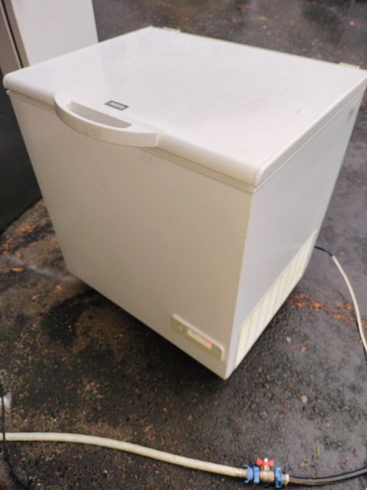 Lada congelator Zanussi 210 litri