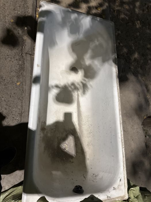 Chugunni vanna sotiladi 700000 yunusabod 19da