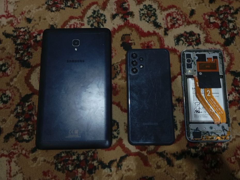 продаю телефоны на запчасти