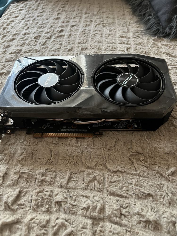 Asus Dual AMD Radeon RX6600 XT OC 8GB Гейминг Видеокарта