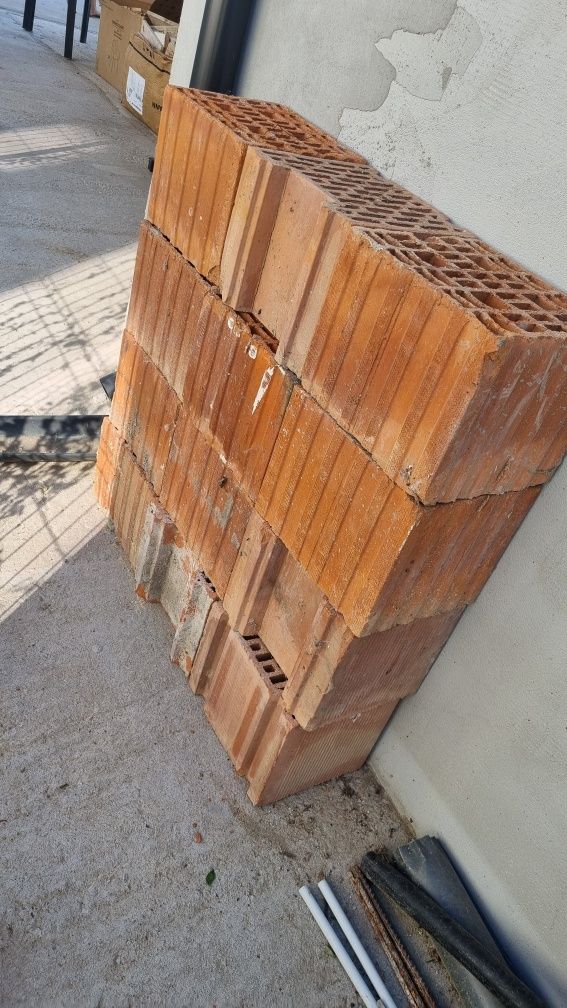 Caramida Porotherm 30