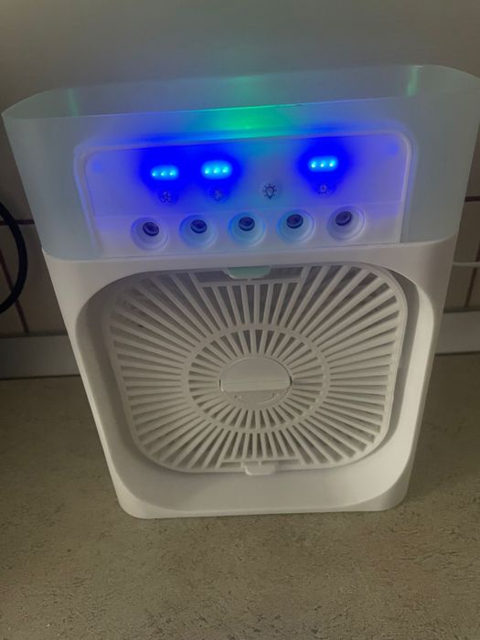 Vand venilator cu ados de apa pentru umidificare