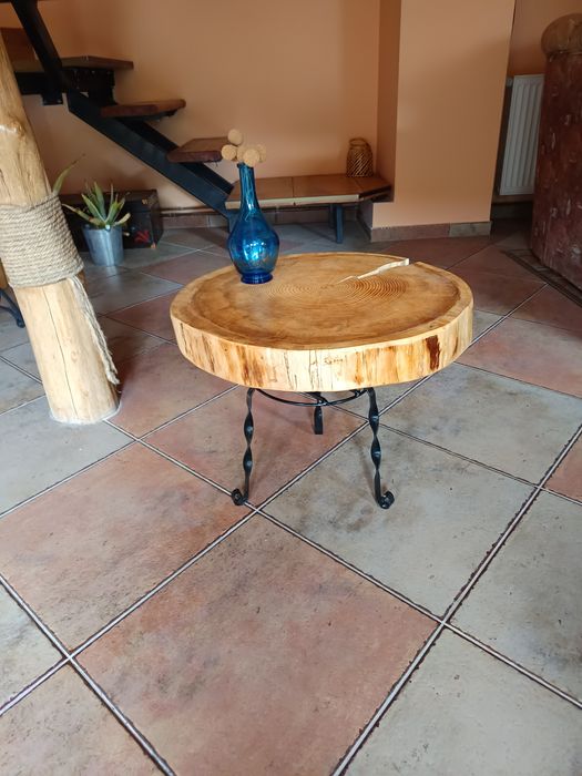 Masa cafea zadă.