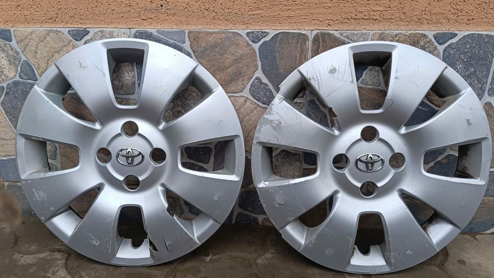 Capace Originale Toyota  R15