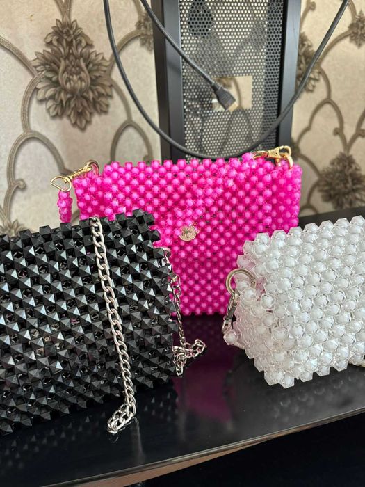 Стильная сумка из бусина