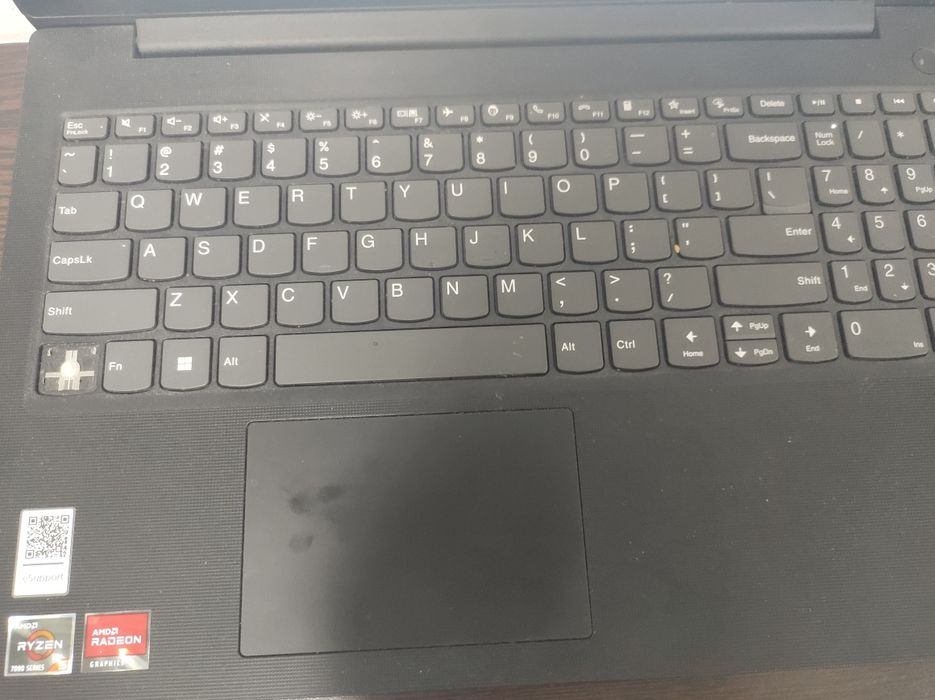 Laptop Lenovo 82YU AMD Ryzen 5(efn)