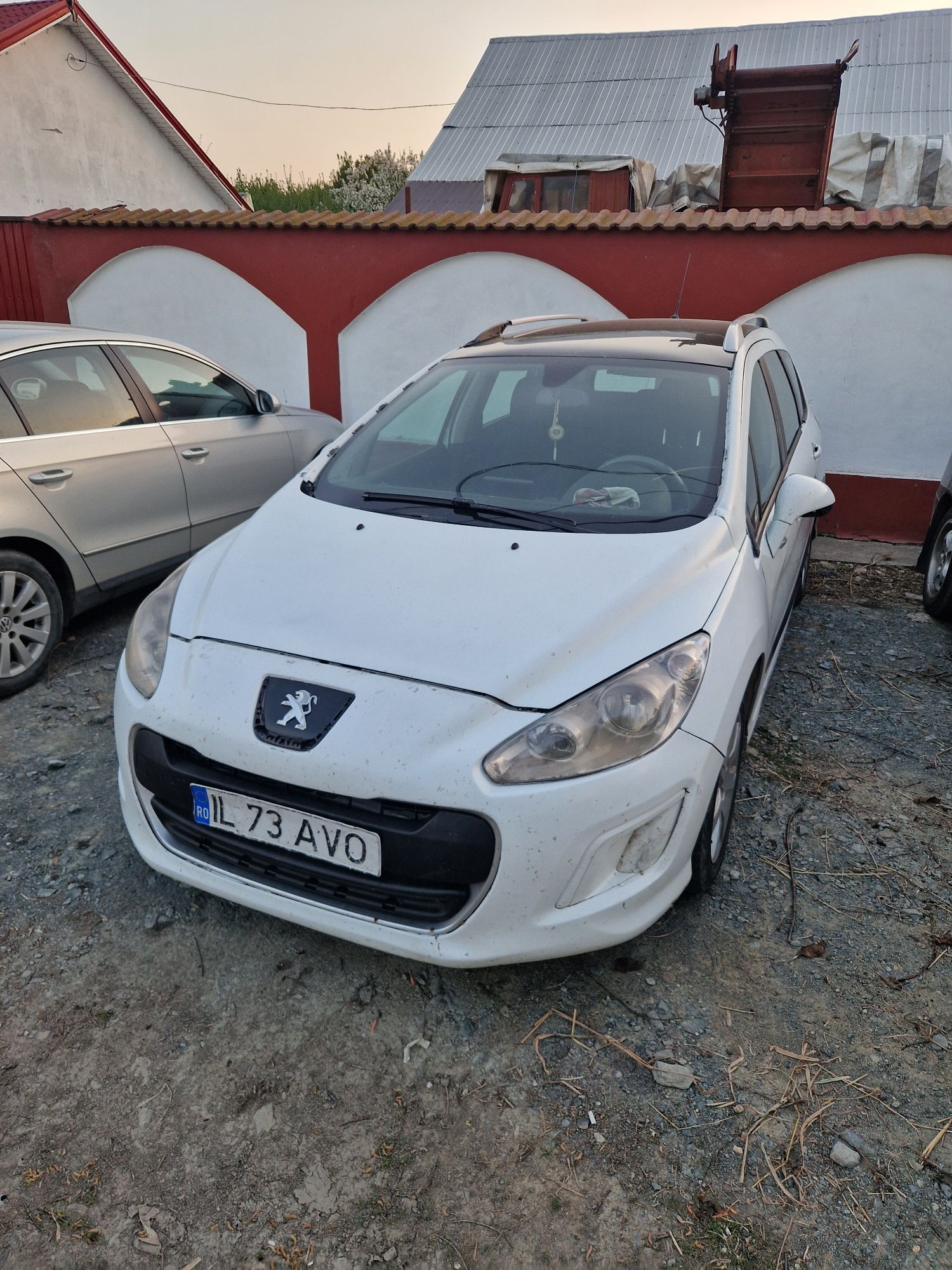 Peugeot 308 sw 1.6 diesel , 2 la preț de 1