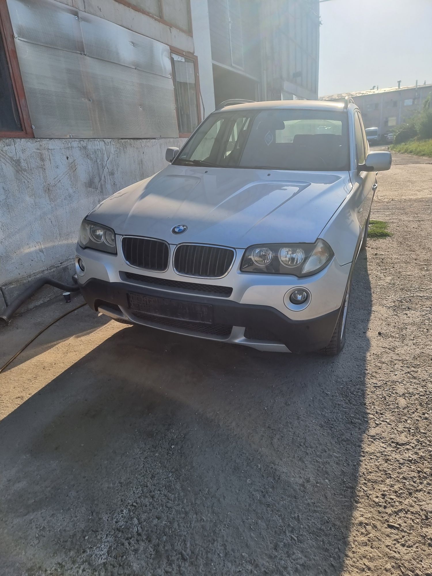 Dezmembrez bmw x3 e83 facelift N47 diesel