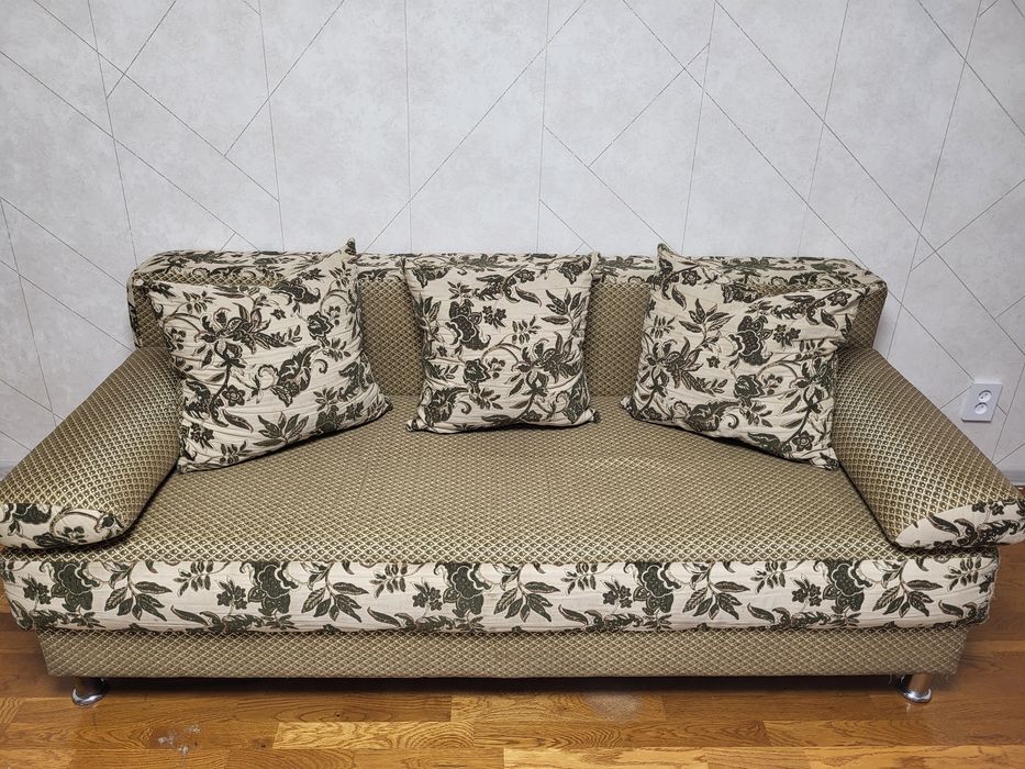 Продам софу в отличном состоянии