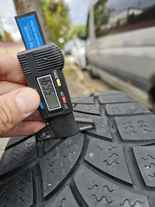 205 65 16C Vredestein profil 5.5-6mm