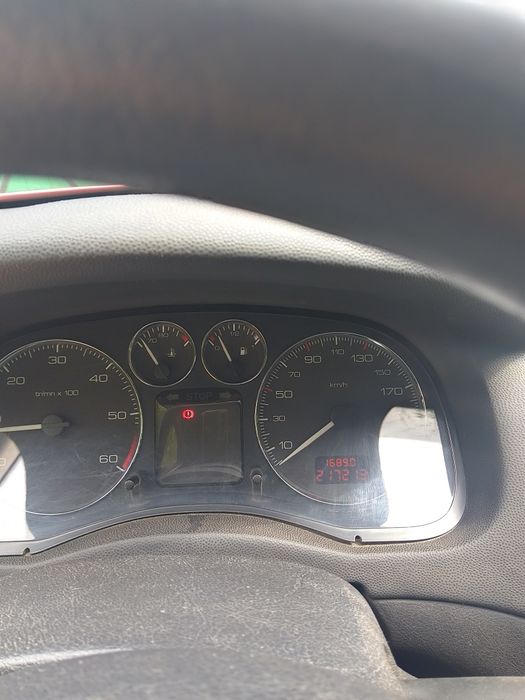 Продавам Пежо 307нbi