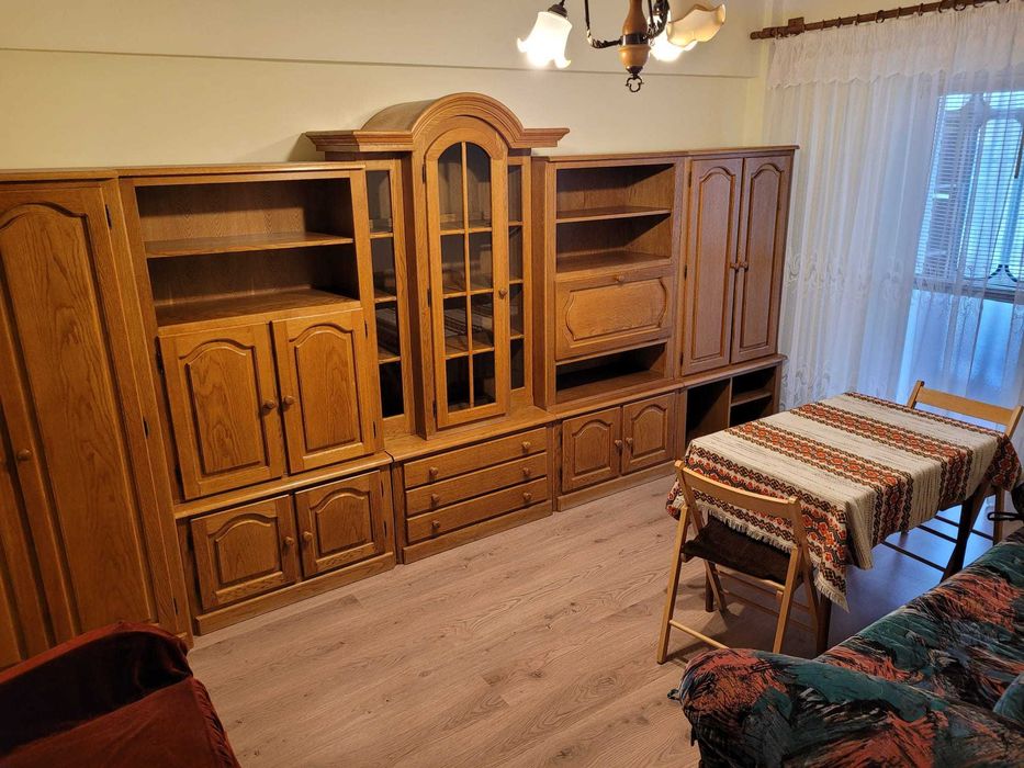 Apartament 2 camere decomandat - Utiliat complet