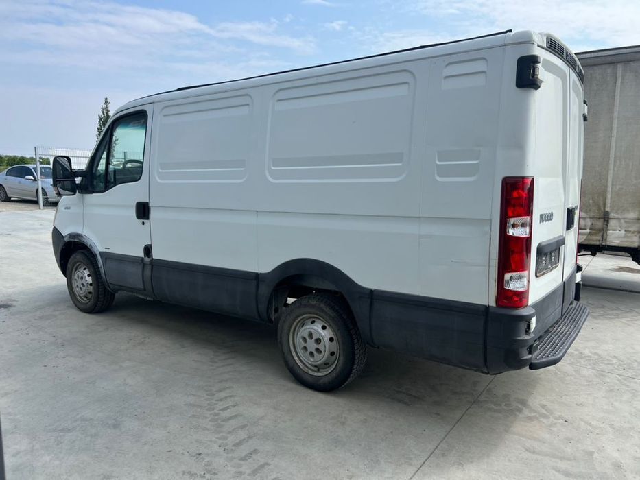 DEZMEMBREZ Piese Auto IVECO Daily Motor 2.3 Diesel Euro 4 Cutie de viteze Manuala 5 + 1 Trepte Punte Cardan Volan Stanga Plansa de Bord USA culisanta Spate