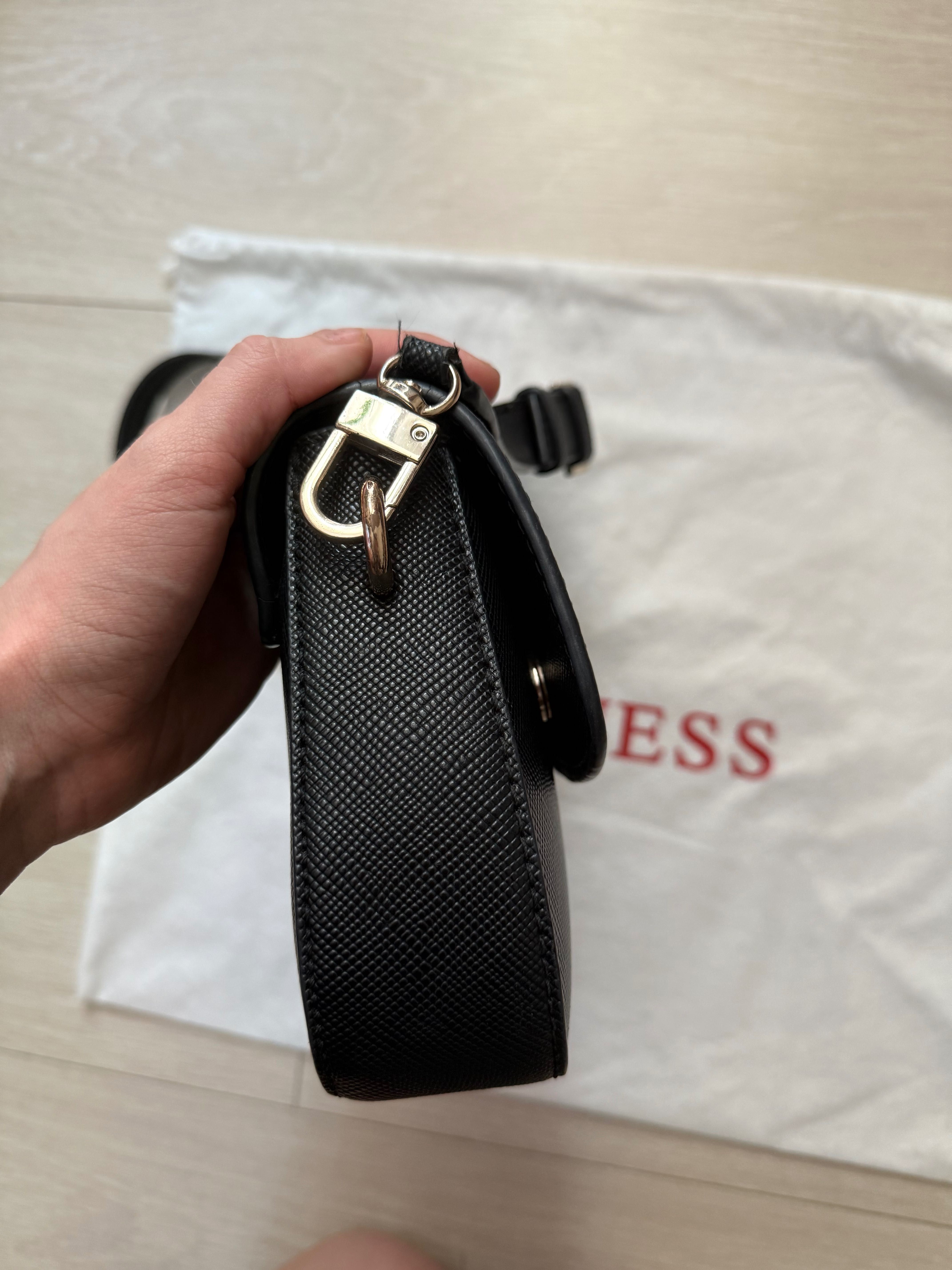 Оригинална чанта Guess