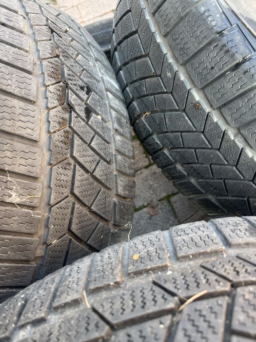 Vand 4 anvelope pneuri cauciucuri iarna 17inci