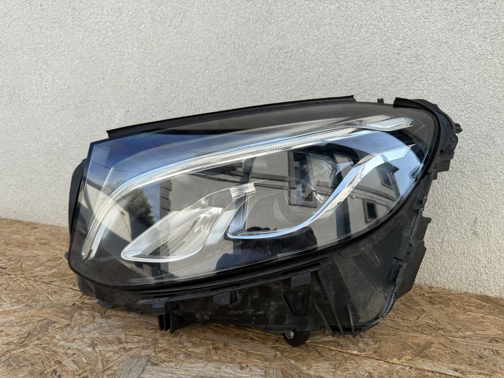 Far stanga Mercedes GLC W253 LED High Performance Original Europa