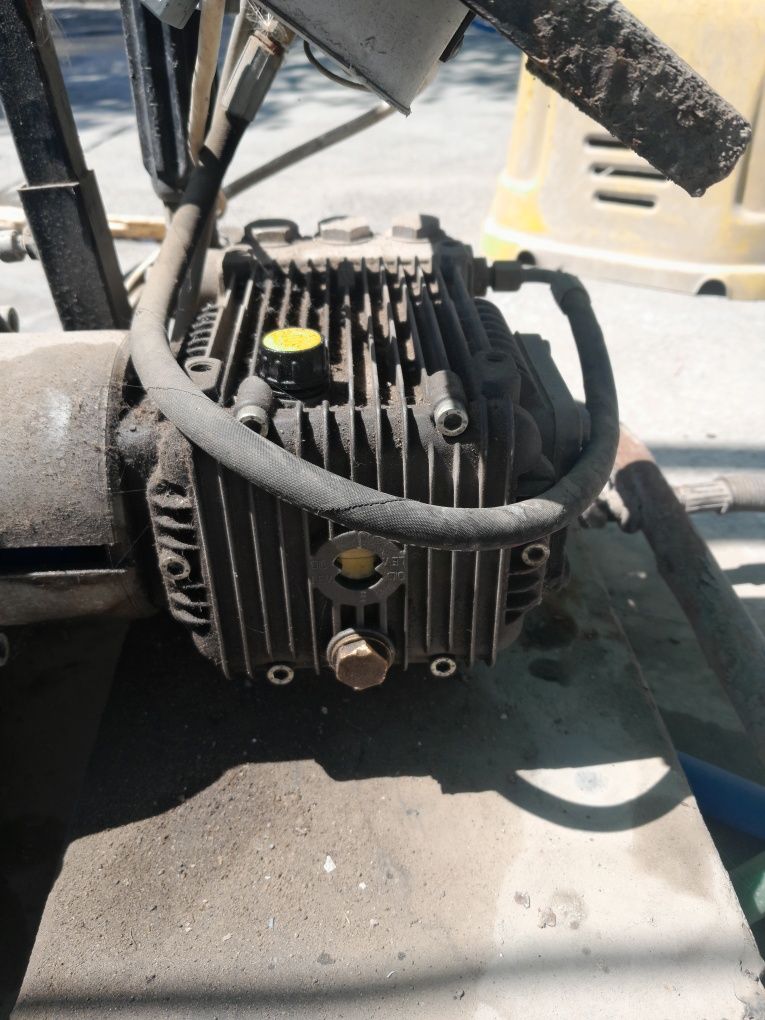 Omaks karcher davlenasi zor