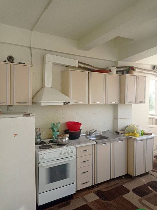 Yunusobod Unversam bozor yonida kvartira metro yaqin