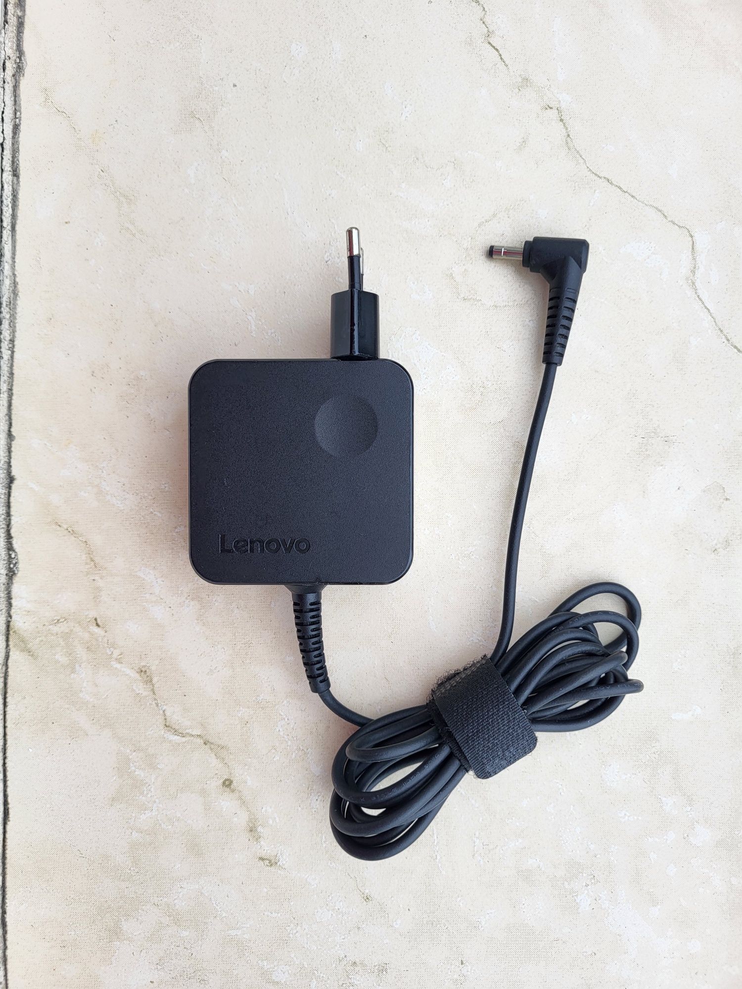 Incarcator laptop Lenovo 20V 2,25A 45W mufa rotunda