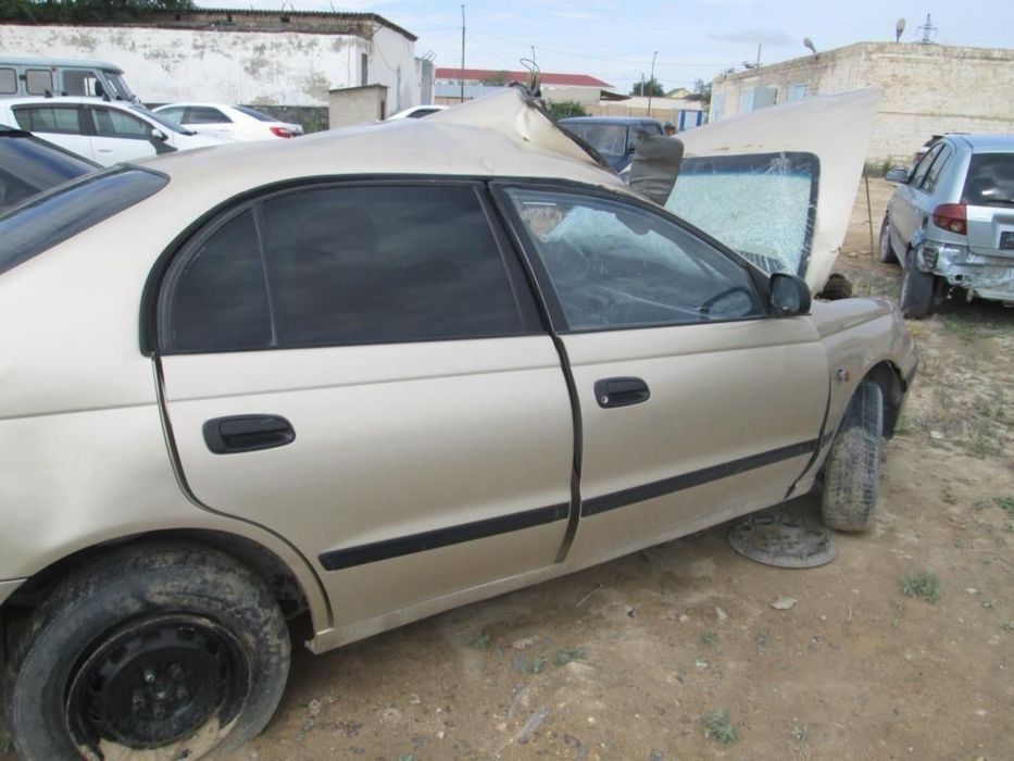 Карина е по запчастям