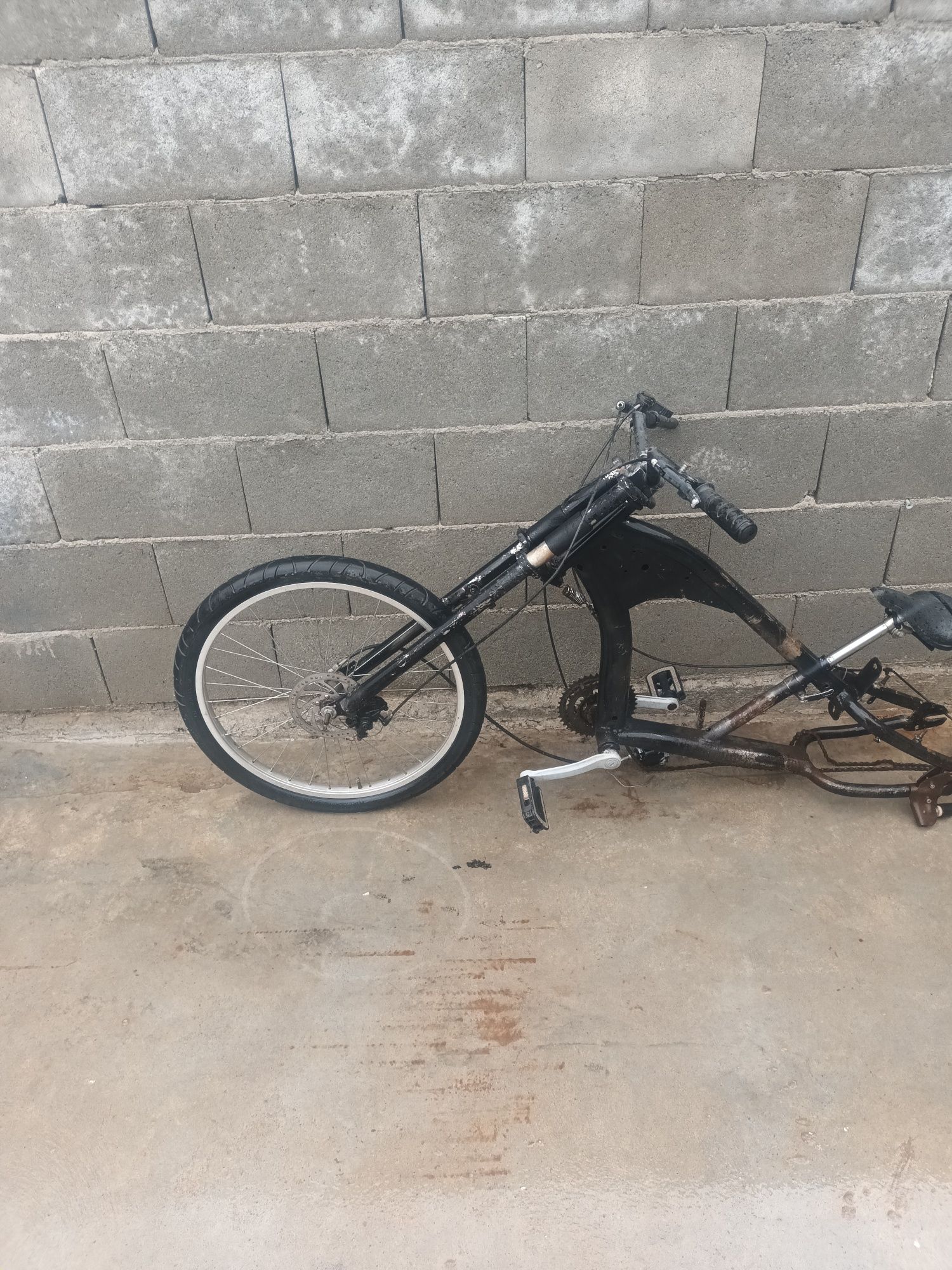 bicicleta chopper sau dezmembrez