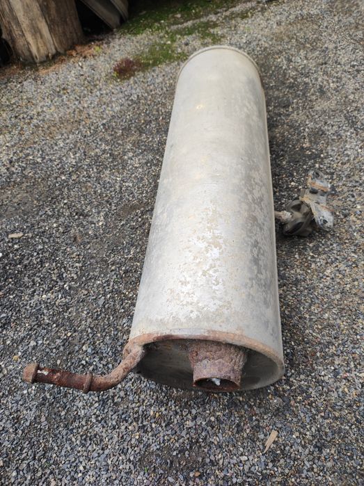 Задно гърне за Пежо-307