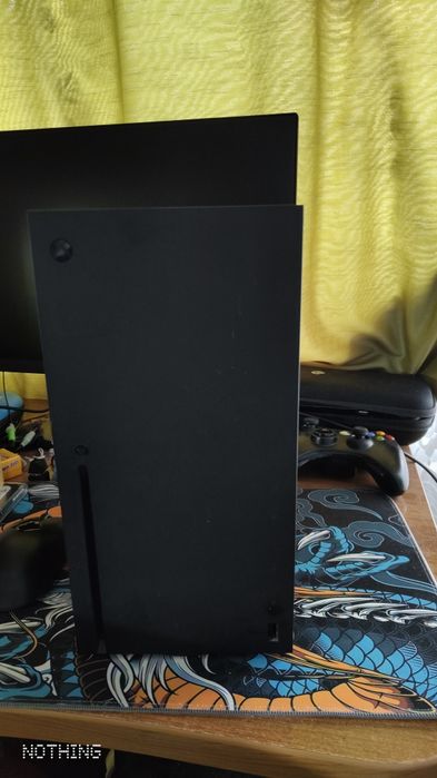 Xbox series X DEFECT!! [Pentru piese]