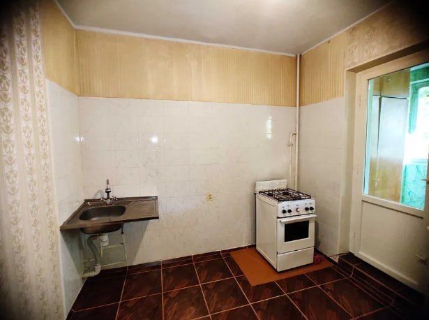 Срочно Продаётся Башлык 3/3/9 ремонт средний локации топ !